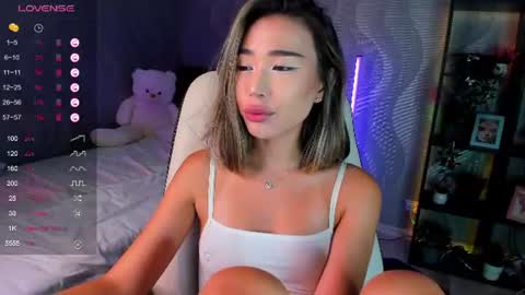Snapshot of sensualily chatting on 07.05.26 Kiki online show from 07.05.26