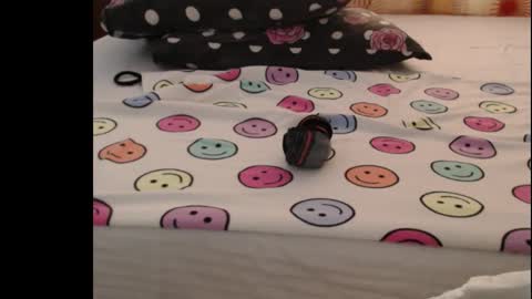 Snapshot of sera_booty chatting on 10.25.25 Anne online show from 10.25.25