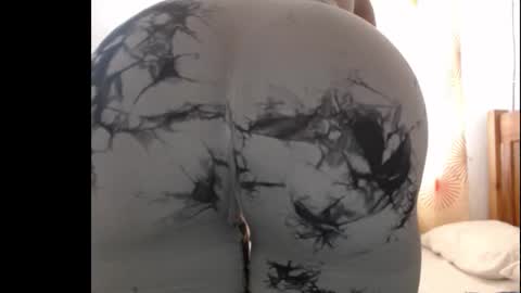 Snapshot of sera_booty chatting on 11.09.25 Anne online show from 11.09.25