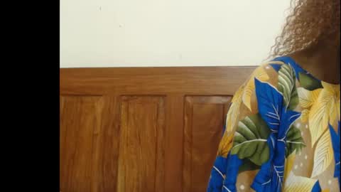 Snapshot of sera_booty chatting on 03.21.26 Anne online show from 03.21.26