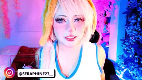 Snapshot of seraphine23_ chatting on 12.18.25 seraphine online show from 12.18.25