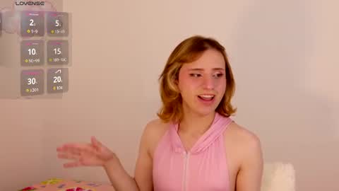 Snapshot of seraphine_star chatting on 06.14.26 Seraphine star online show from 06.14.26