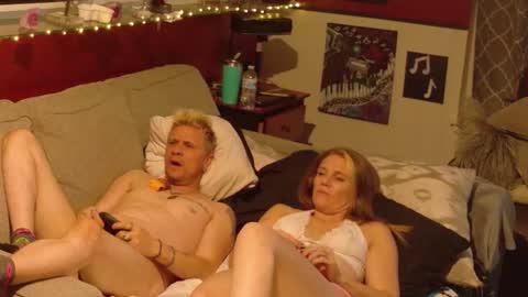 Snapshot of seraphyx33 chatting on 11.17.25 seraphyx33 online show from 11.17.25