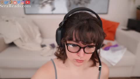 SeraReads online show from 03.22.26