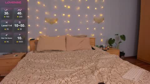 Snapshot of serdron_ chatting on 02.08.25 Alisha Kevin online show from 02.08.25