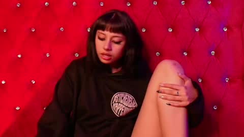 Seren  Follow me online show from 03.11.25