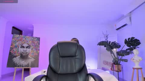 serena___ online show from 10.24.25