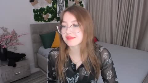 Ophelia online show from 02.04.25