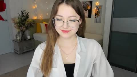 Ophelia online show from 02.06.25