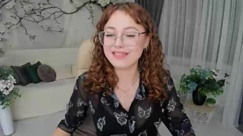 Ophelia online show from 09.24.25