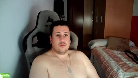 Snapshot of sergio95n chatting on 10.08.25 Pollos online show from 10.08.25