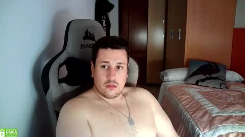 Snapshot of sergio95n chatting on 10.09.25 Pollos online show from 10.09.25