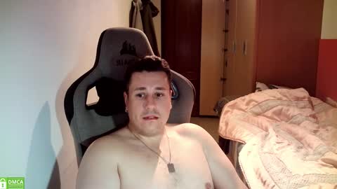 Snapshot of sergio95n chatting on 11.07.25 Pollos online show from 11.07.25