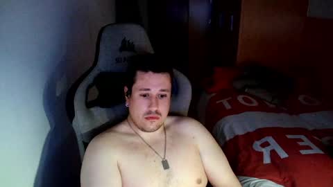 Snapshot of sergio95n chatting on 04.11.26 Pollos online show from 04.11.26
