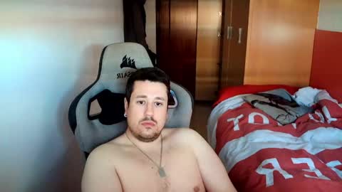 Snapshot of sergio95n chatting on 04.19.26 Pollos online show from 04.19.26