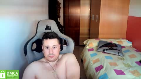 Snapshot of sergio95n chatting on 04.26.26 Pollos online show from 04.26.26
