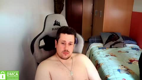 Snapshot of sergio95n chatting on 05.26.26 Pollos online show from 05.26.26