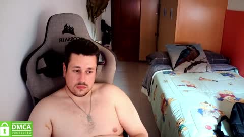 Snapshot of sergio95n chatting on 05.28.26 Pollos online show from 05.28.26