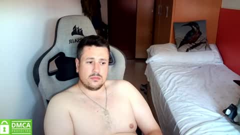 Snapshot of sergio95n chatting on 07.05.26 Pollos online show from 07.05.26