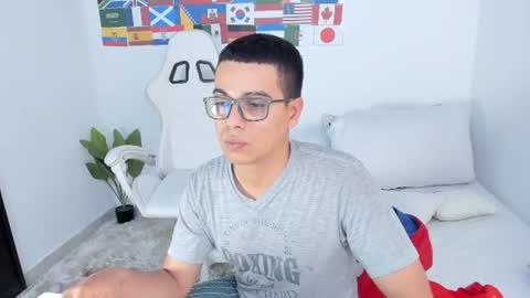 Snapshot of sergiocamiloa_30 chatting on 06.14.26 jax fire online show from 06.14.26