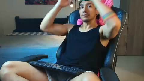 Snapshot of sergioruiz_199 chatting on 06.11.26 Sergioruiz 199 online show from 06.11.26