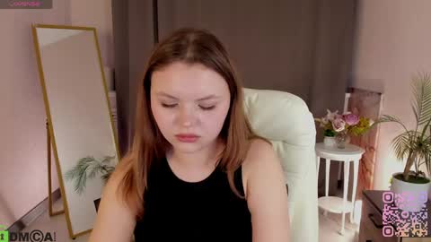 Serinella online show from 05.04.26