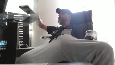 hetero serio discreto online show from 05.08.26