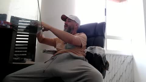 hetero serio discreto online show from 06.09.26