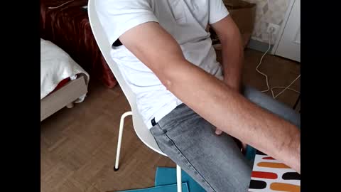 Snapshot of serpenttiin chatting on 10.25.25 serpenttiin online show from 10.25.25