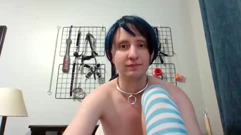 Servile Sarah online show from 03.03.26