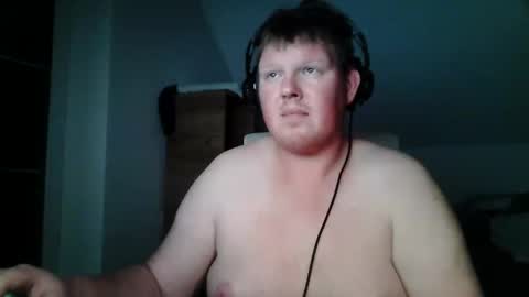 Snapshot of setcuna chatting on 11.23.25 setcuna online show from 11.23.25