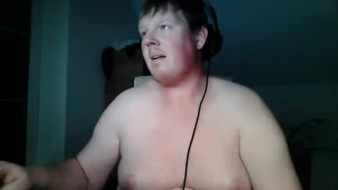 Snapshot of setcuna chatting on 12.20.25 setcuna online show from 12.20.25