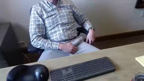 Snapshot of sethdoza chatting on 03.16.26 sethdoza online show from 03.16.26