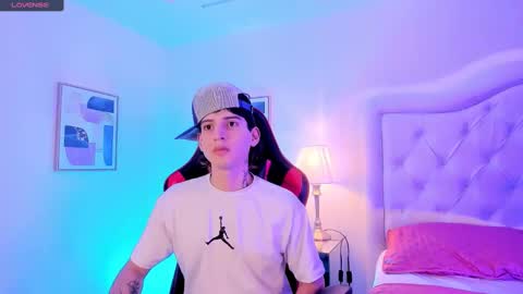 sett_and_gwen online show from 02.23.25