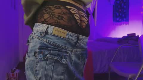 Alexis online show from 10.19.25