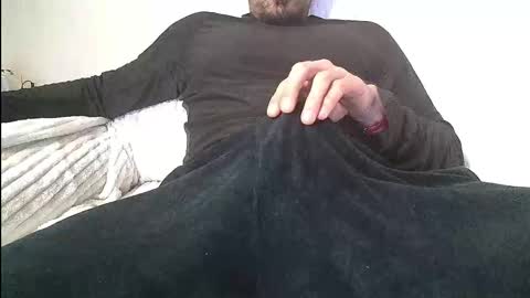 Snapshot of sex_machine_19 chatting on 03.02.25 SEX MACHINE 19 online show from 03.02.25