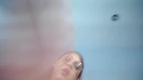 Nia Soto online show from 05.27.26