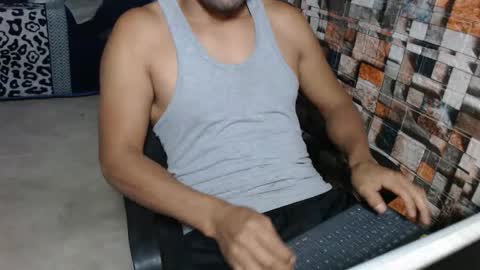 Snapshot of sexatlexx chatting on 12.14.25 arnold online show from 12.14.25