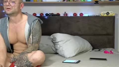 Snapshot of sexbogove36 chatting on 01.14.26 JackAdelaide online show from 01.14.26