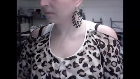 Snapshot of sexcoppia_24 chatting on 10.29.25 sexcoppia_24 online show from 10.29.25