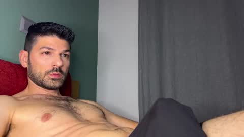 Lucenzo  online show from 02.13.25