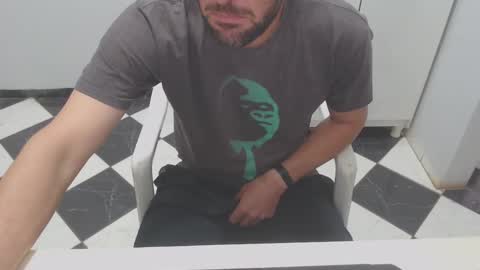 Snapshot of sexfunbeach chatting on 12.04.24 Sexfunbeach online show from 12.04.24