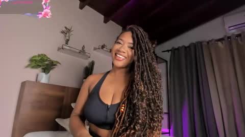 Snapshot of sexicanela99 chatting on 03.09.26 ... Camila ... online show from 03.09.26