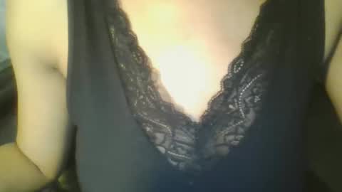 Snapshot of sexicaramel_ chatting on 02.14.26 sexicaramel_ online show from 02.14.26