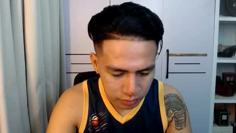 HI I AM JAMESPLEASE LET ME DO SOME HOT SHOWS FOR YOU HERE FOR MY  SCHOOL AND FOR MY FAMILY online show from 05.28.26