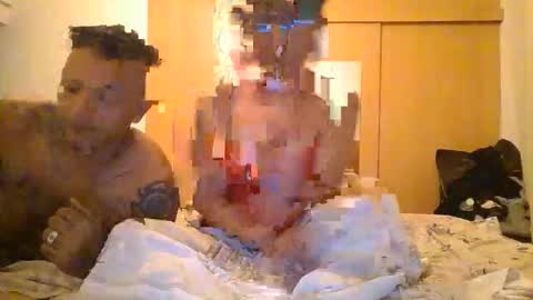 Snapshot of sexmonsterz chatting on 03.22.26 Robs and Jenn online show from 03.22.26