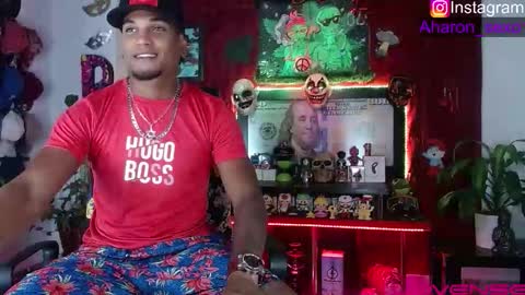 Snapshot of sexo_aharon chatting on 03.30.26 Aharon ravelo online show from 03.30.26