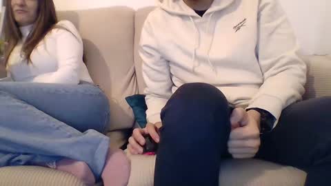 Snapshot of sexopareja332023 chatting on 02.14.25 sexopareja332023 online show from 02.14.25