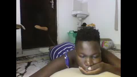 sexqueen02 online show from 02.18.25