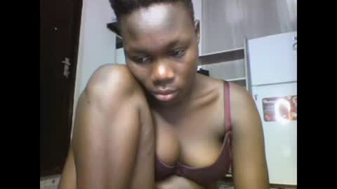 sexqueen02 online show from 02.25.25